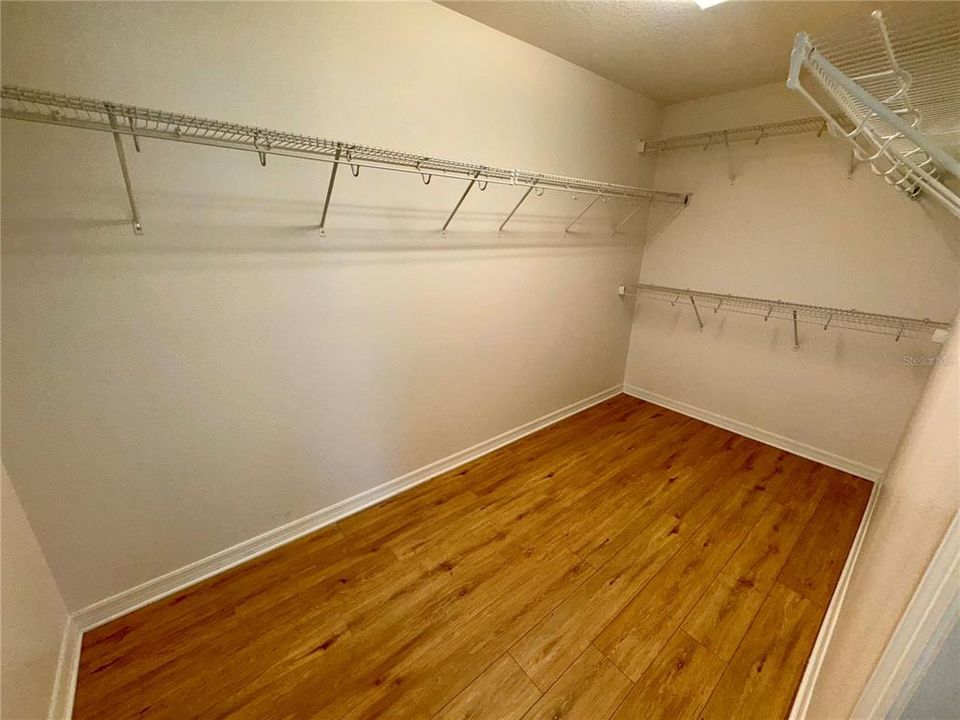 出租: $2,395 (3 贝兹, 2 浴室, 2039 平方英尺)