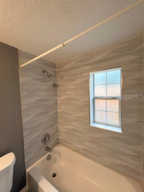 В аренду: $1,100 (1 спален, 1 ванн, 446 Квадратных фут)