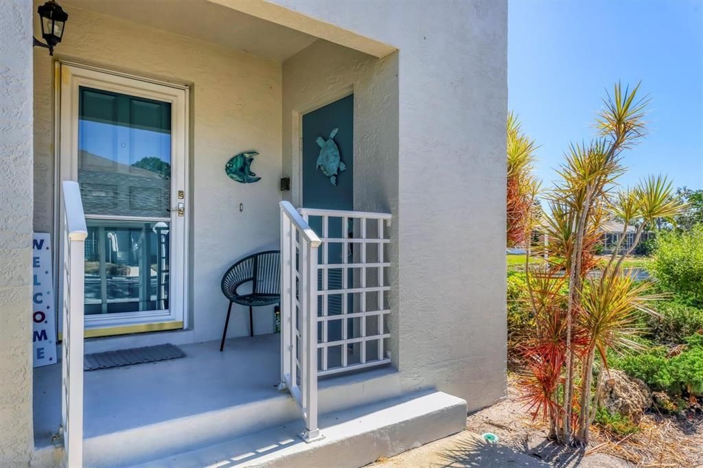 Под контрактом: $349,000 (3 спален, 3 ванн, 1708 Квадратных фут)