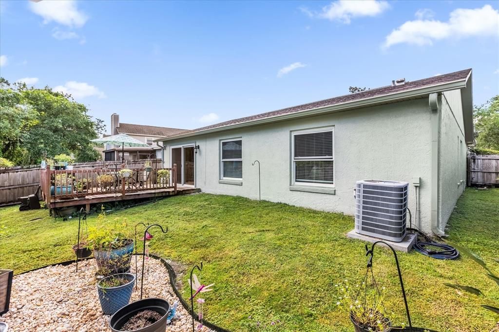 На продажу: $384,000 (4 спален, 2 ванн, 1658 Квадратных фут)