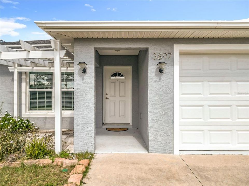 En Venta: $275,000 (3 camas, 2 baños, 1115 Pies cuadrados)