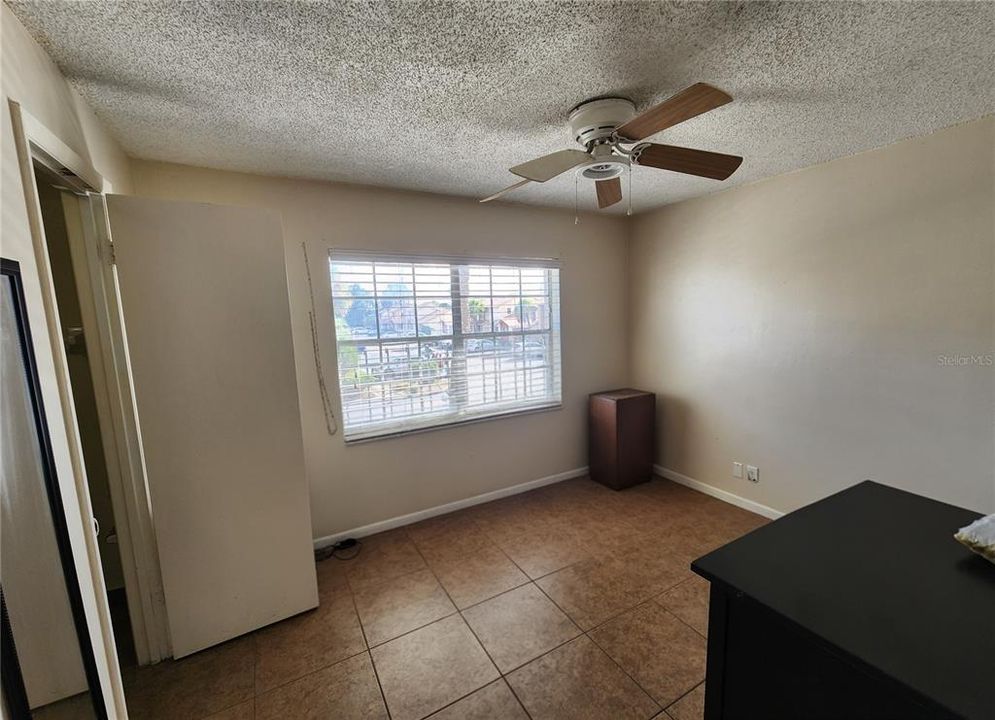 For Sale: $174,990 (2 beds, 2 baths, 1030 Square Feet)