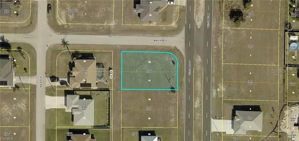 最近售出: $35,000 (0.24 acres)