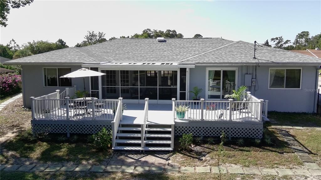 For Sale: $395,000 (3 beds, 2 baths, 2029 Square Feet)