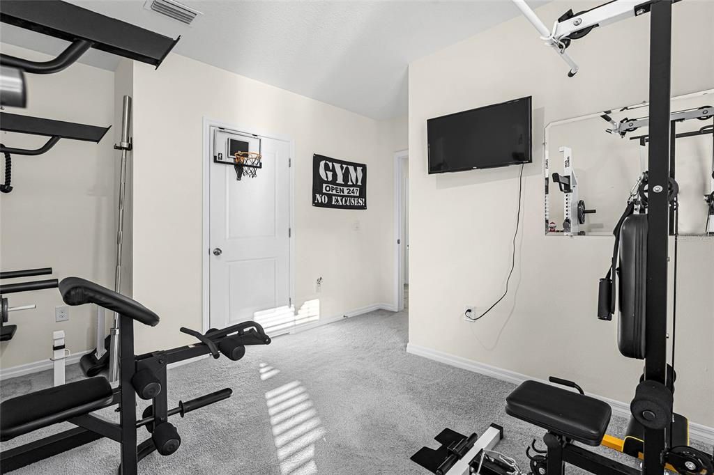 For Sale: $344,900 (4 beds, 2 baths, 2326 Square Feet)