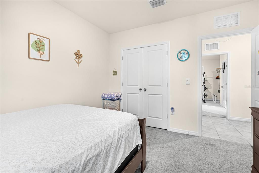 For Sale: $344,900 (4 beds, 2 baths, 2326 Square Feet)