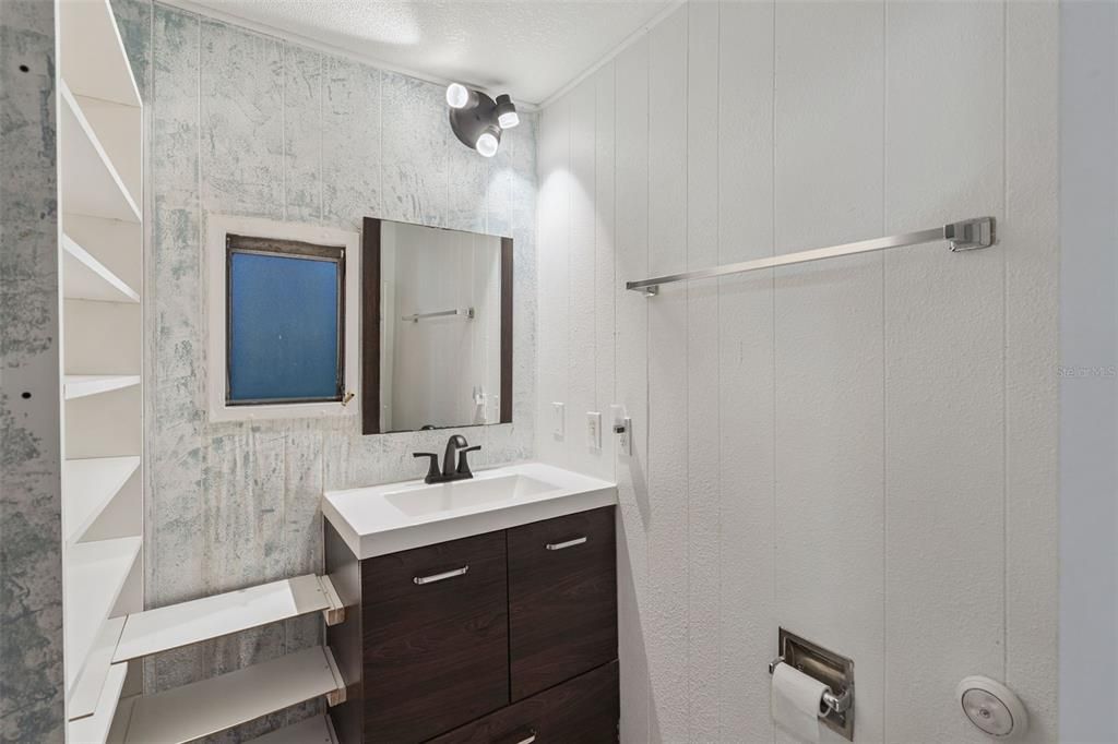 En Venta: $279,900 (3 camas, 2 baños, 1110 Pies cuadrados)