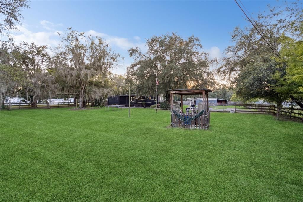 En Venta: $279,900 (3 camas, 2 baños, 1110 Pies cuadrados)