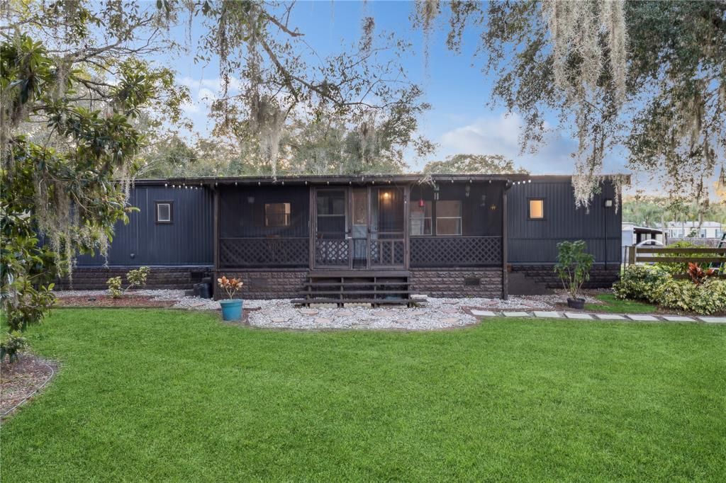 En Venta: $279,900 (3 camas, 2 baños, 1110 Pies cuadrados)