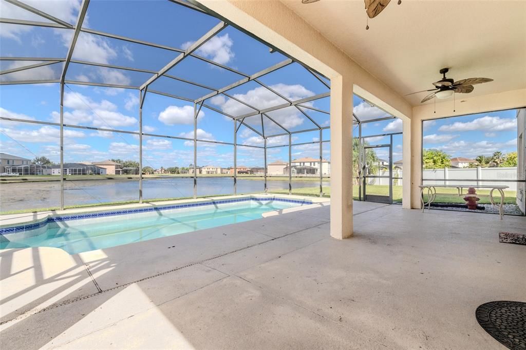 For Sale: $499,000 (6 beds, 3 baths, 2679 Square Feet)