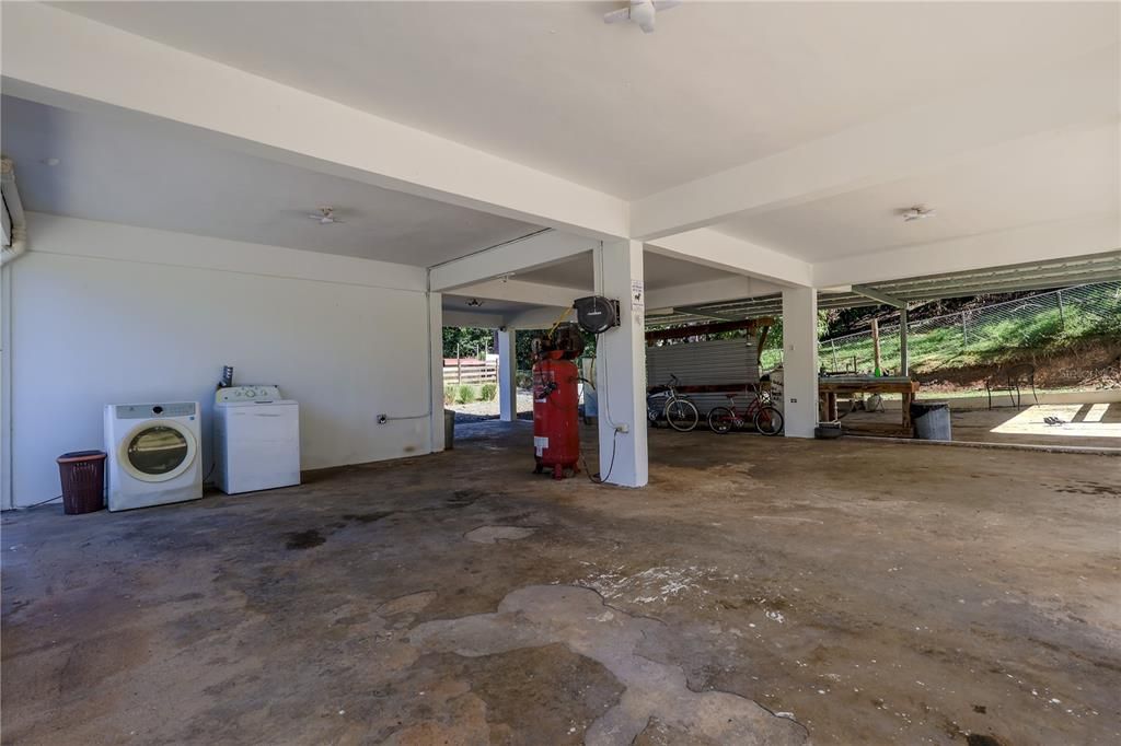 На продажу: $1,500,000 (4 спален, 3 ванн, 1800 Квадратных фут)