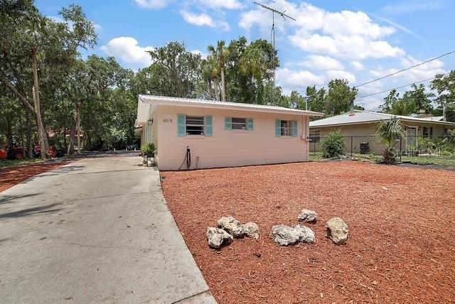 En Venta: $395,000 (3 camas, 1 baños, 600 Pies cuadrados)