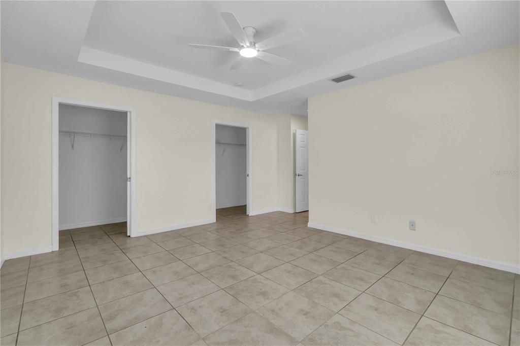 Active With Contract: $397,500 (3 beds, 2 baths, 1832 Square Feet)