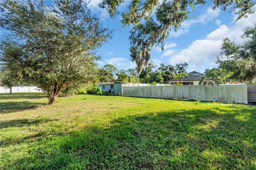 Active With Contract: $397,500 (3 beds, 2 baths, 1832 Square Feet)