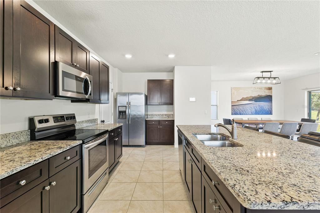 For Sale: $499,000 (4 beds, 2 baths, 2260 Square Feet)