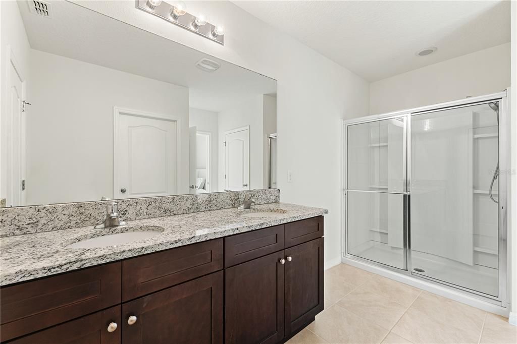 For Sale: $499,000 (4 beds, 2 baths, 2260 Square Feet)