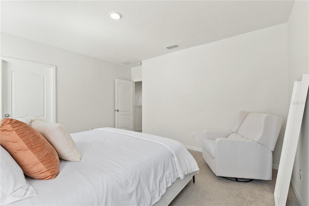 For Sale: $499,000 (4 beds, 2 baths, 2260 Square Feet)