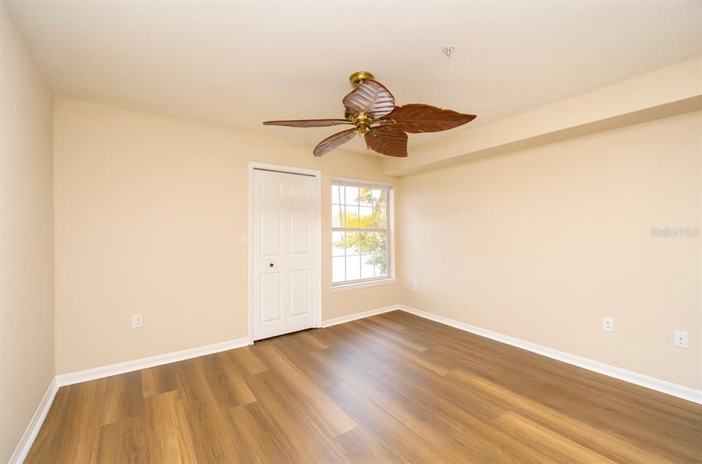 待售: $265,000 (2 贝兹, 2 浴室, 1104 平方英尺)