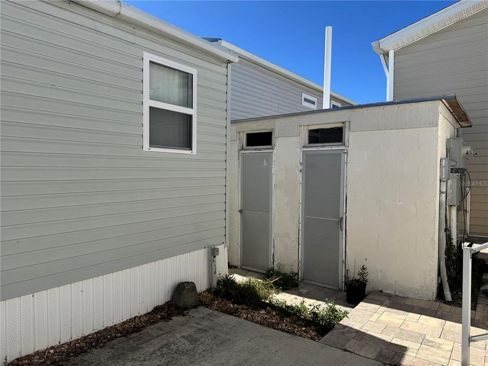 For Sale: $249,000 (1 beds, 1 baths, 640 Square Feet)