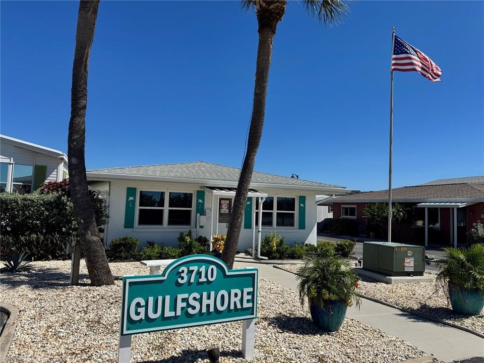 For Sale: $249,000 (1 beds, 1 baths, 640 Square Feet)