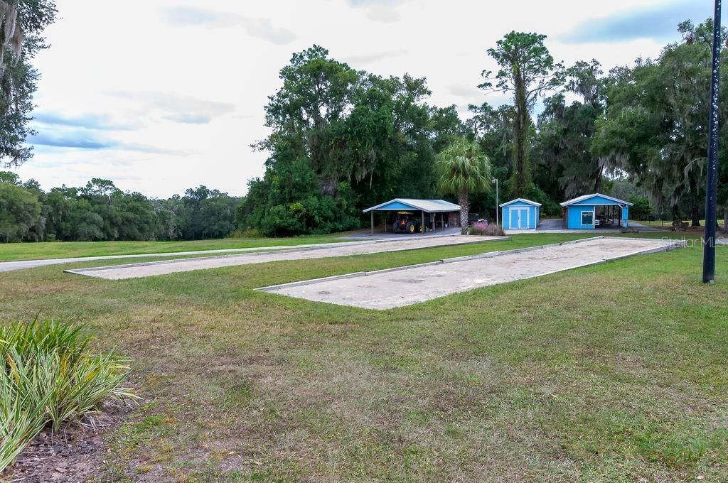 For Sale: $450,000 (3 beds, 2 baths, 2049 Square Feet)