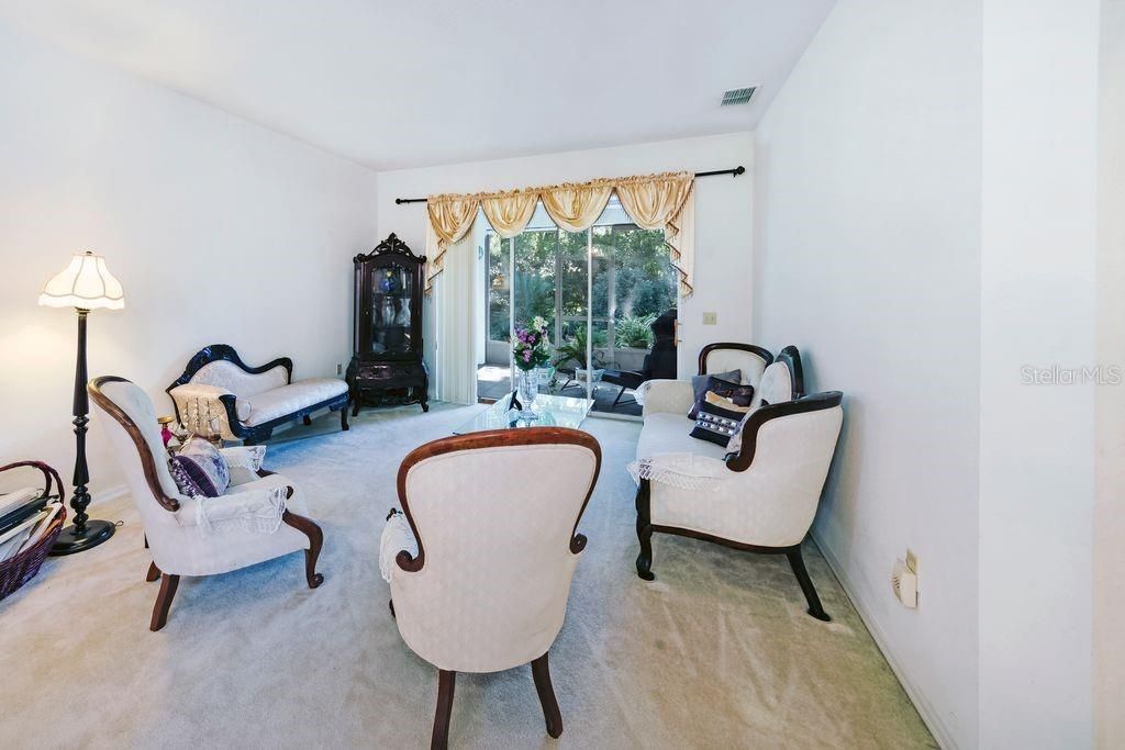 For Sale: $450,000 (3 beds, 2 baths, 2049 Square Feet)