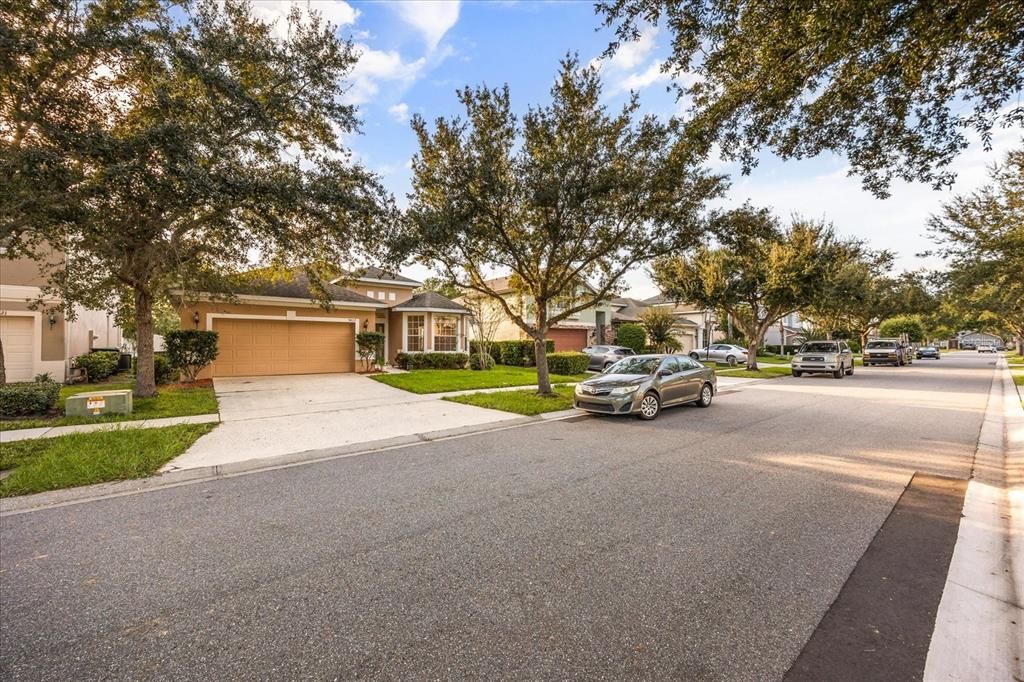 Под контрактом: $499,000 (4 спален, 3 ванн, 2123 Квадратных фут)