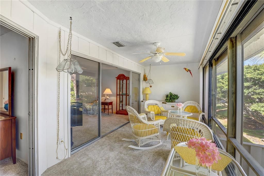 For Sale: $649,000 (2 beds, 2 baths, 1177 Square Feet)