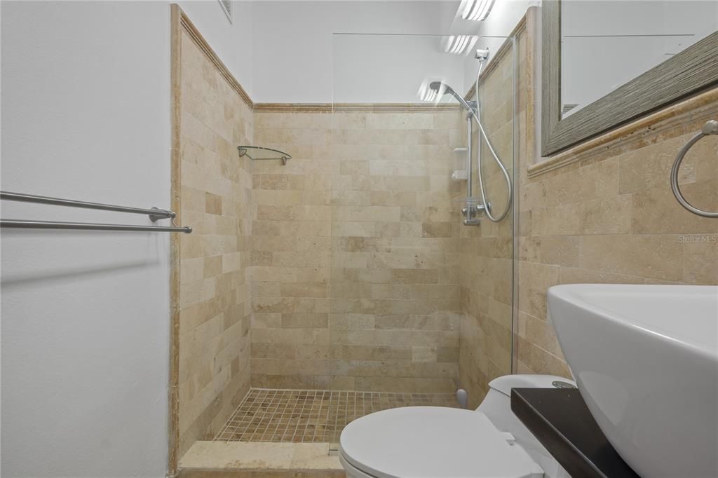 Activo con contrato: $515,000 (2 camas, 1 baños, 740 Pies cuadrados)