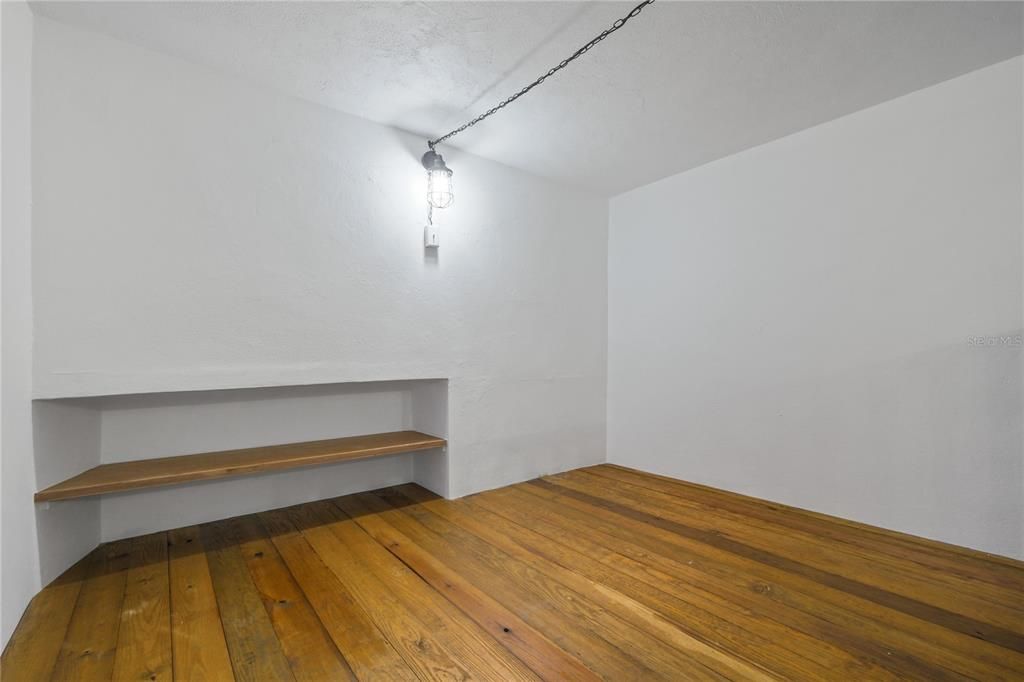 Activo con contrato: $515,000 (2 camas, 1 baños, 740 Pies cuadrados)