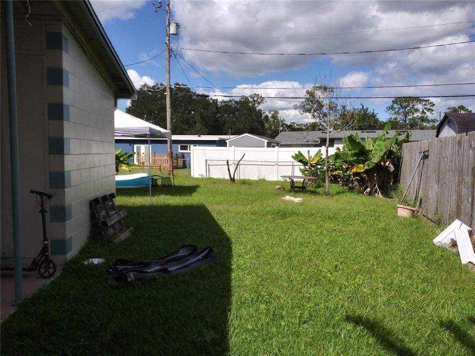 Active With Contract: $285,000 (3 beds, 2 baths, 1000 Square Feet)