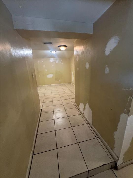 合同活跃: $245,000 (4 贝兹, 2 浴室, 1514 平方英尺)