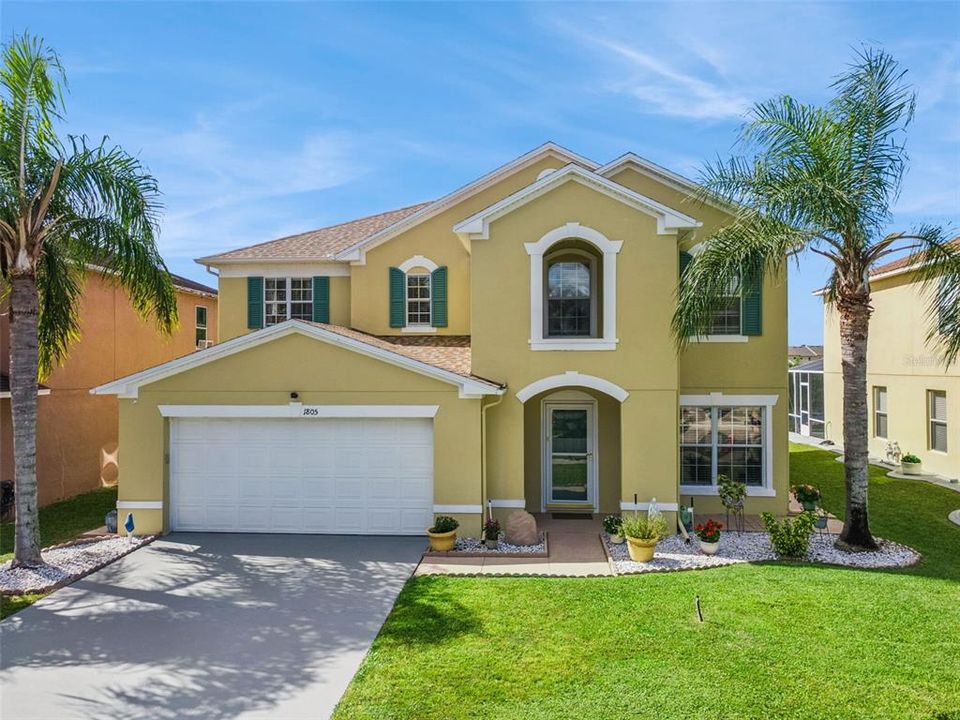 Active With Contract: $390,000 (4 beds, 2 baths, 2620 Square Feet)