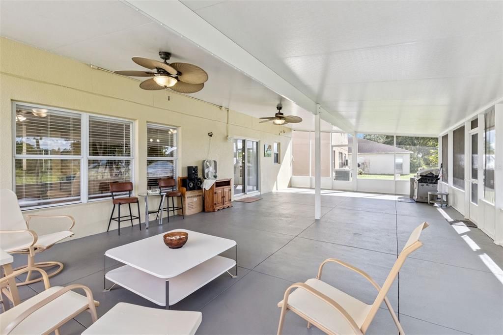 Active With Contract: $390,000 (4 beds, 2 baths, 2620 Square Feet)