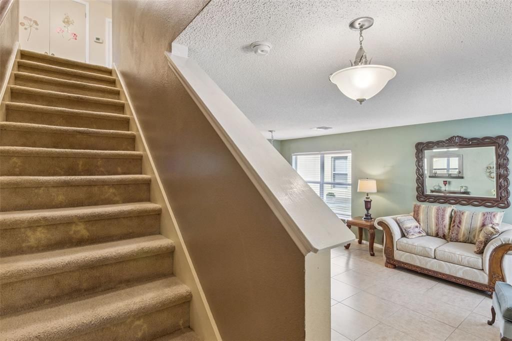 Active With Contract: $390,000 (4 beds, 2 baths, 2620 Square Feet)