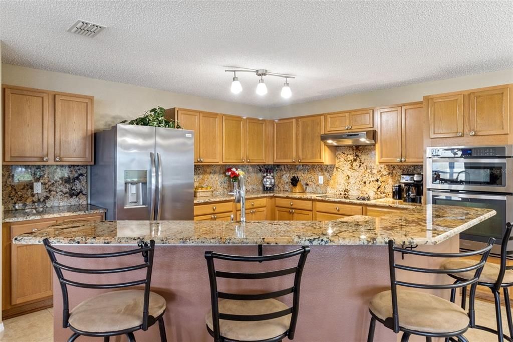 Active With Contract: $390,000 (4 beds, 2 baths, 2620 Square Feet)