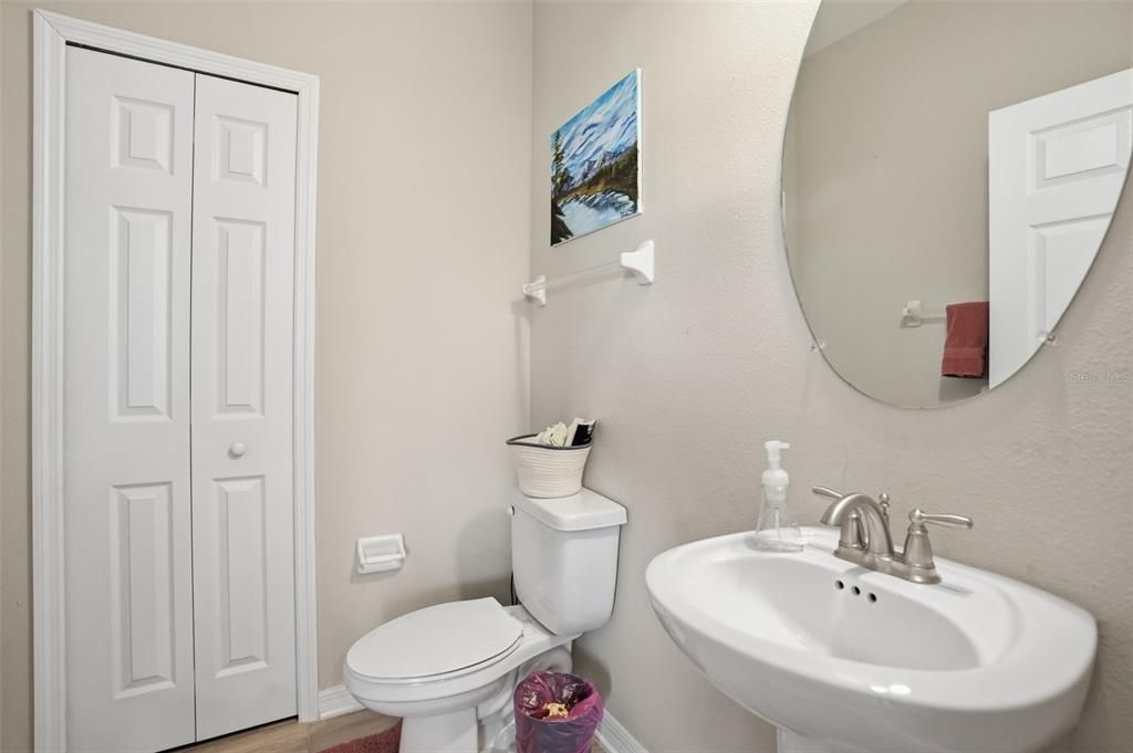 На продажу: $635,000 (4 спален, 2 ванн, 3292 Квадратных фут)