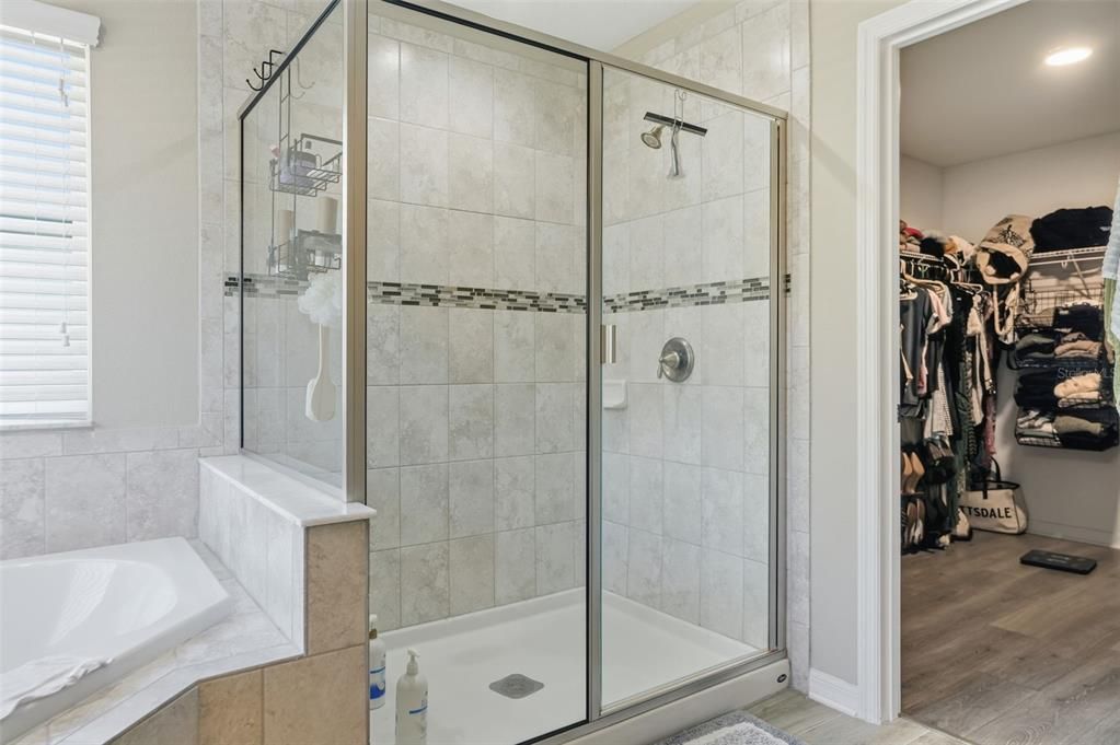 На продажу: $635,000 (4 спален, 2 ванн, 3292 Квадратных фут)