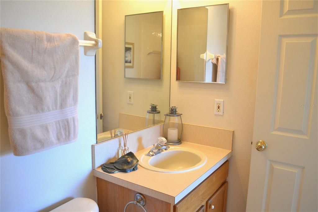 En Venta: $345,000 (2 camas, 2 baños, 1332 Pies cuadrados)