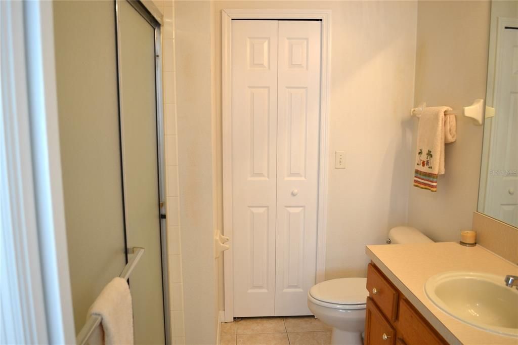 En Venta: $345,000 (2 camas, 2 baños, 1332 Pies cuadrados)