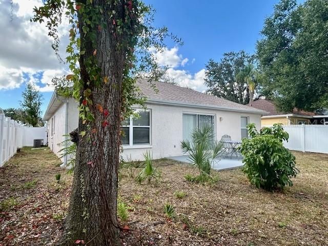 Activo con contrato: $379,900 (3 camas, 2 baños, 1226 Pies cuadrados)