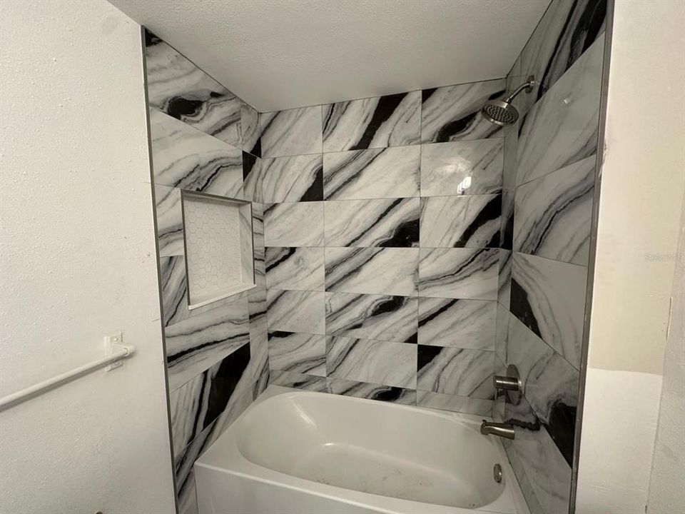 For Sale: $519,990 (4 beds, 2 baths, 1964 Square Feet)