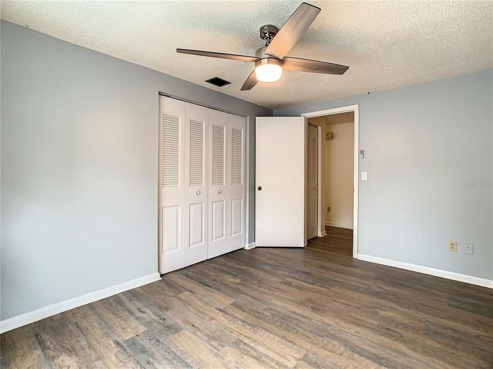 For Sale: $519,990 (4 beds, 2 baths, 1964 Square Feet)