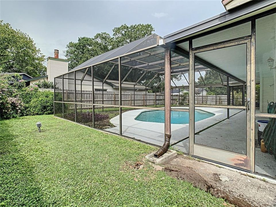 For Sale: $519,990 (4 beds, 2 baths, 1964 Square Feet)