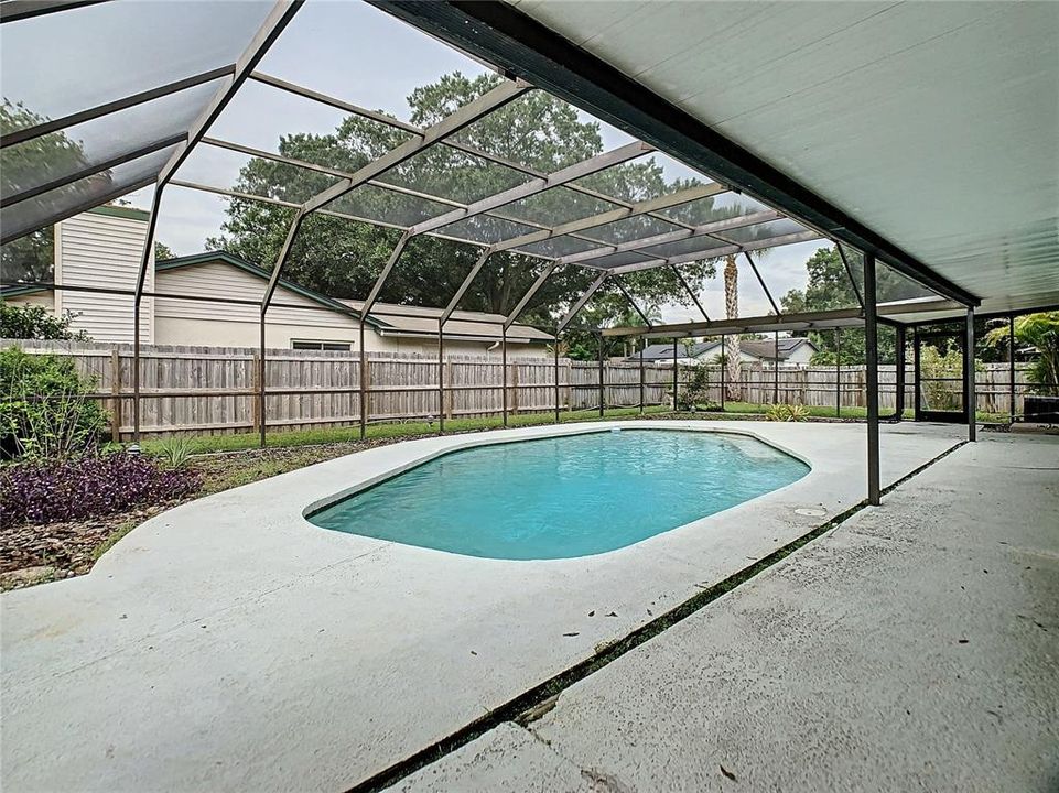 For Sale: $519,990 (4 beds, 2 baths, 1964 Square Feet)