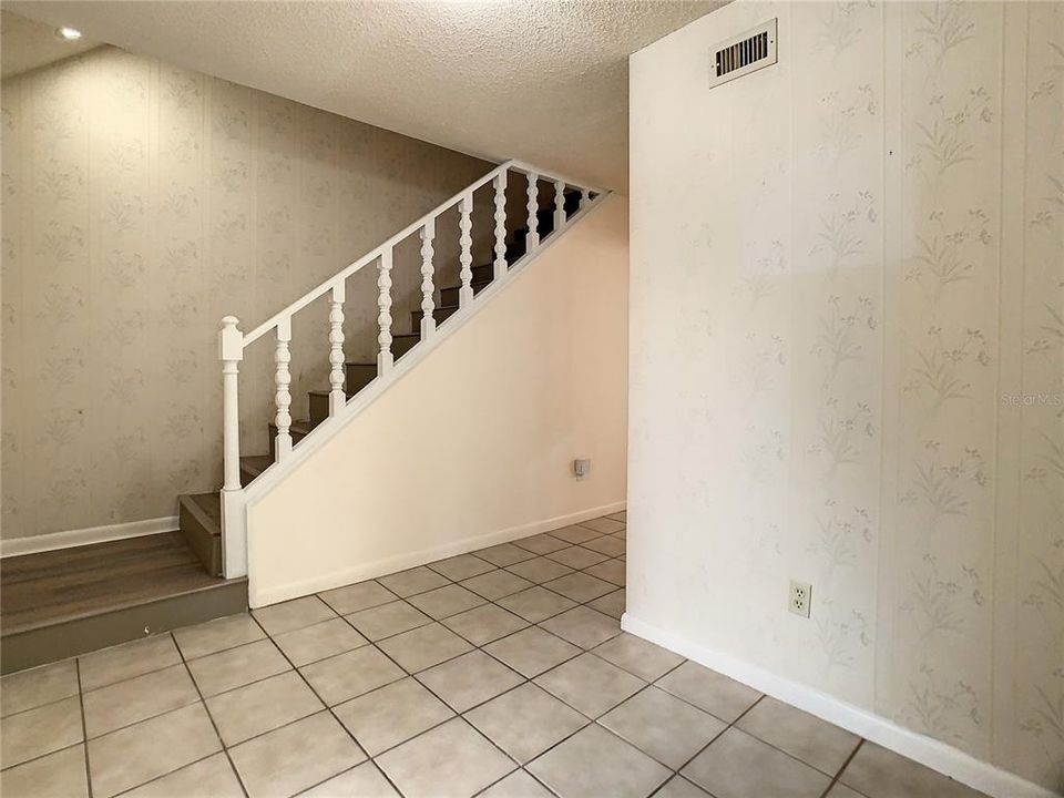 For Sale: $519,990 (4 beds, 2 baths, 1964 Square Feet)