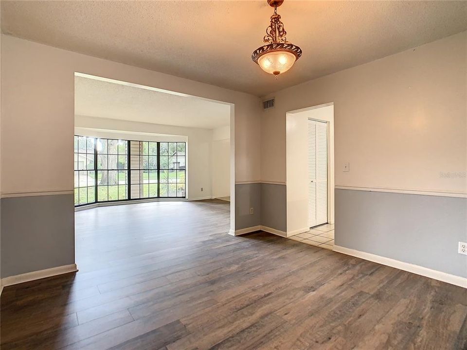 For Sale: $519,990 (4 beds, 2 baths, 1964 Square Feet)