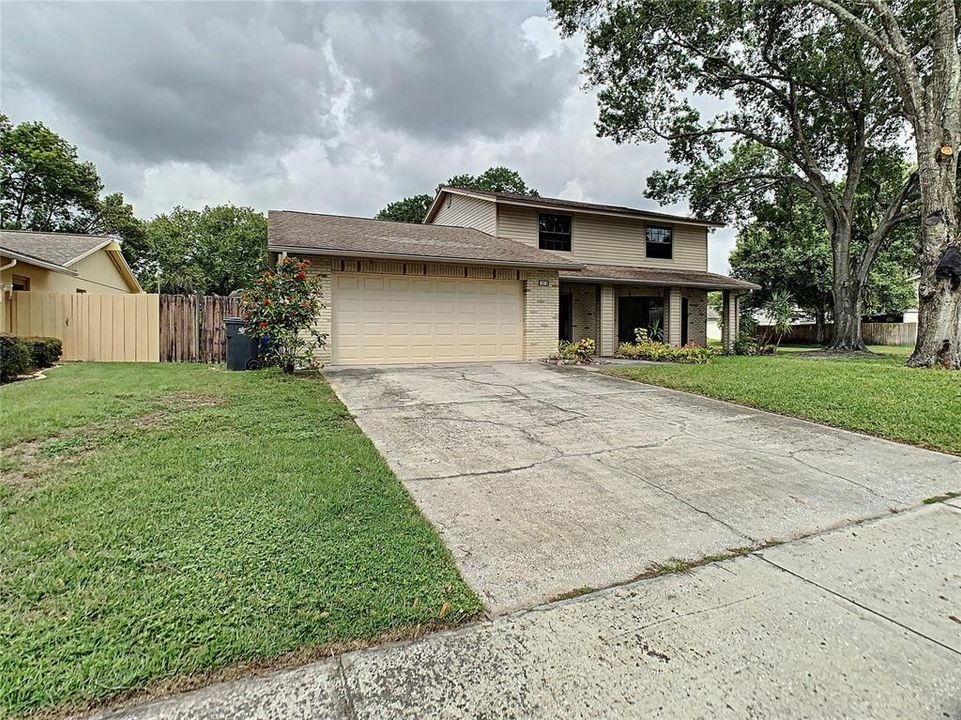 For Sale: $519,990 (4 beds, 2 baths, 1964 Square Feet)