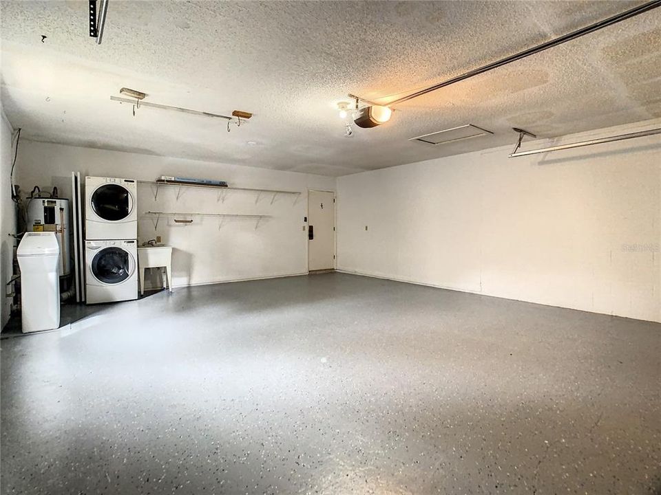 For Sale: $519,990 (4 beds, 2 baths, 1964 Square Feet)