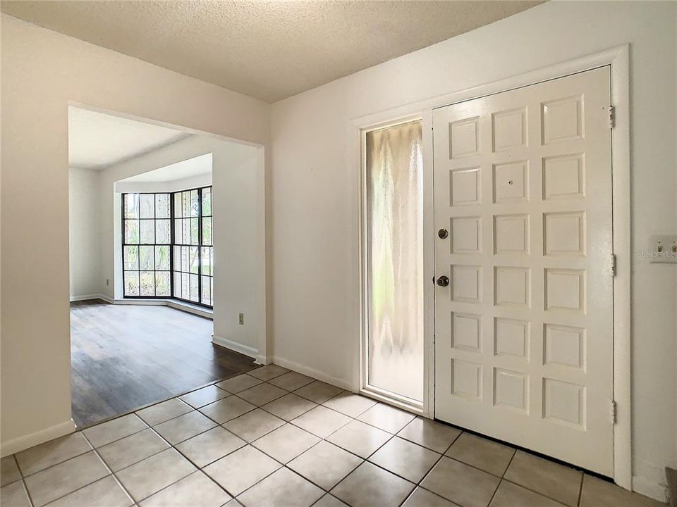 For Sale: $519,990 (4 beds, 2 baths, 1964 Square Feet)